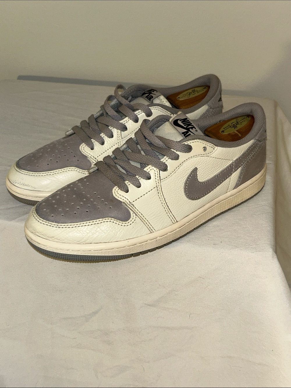 Air Jordan 1 Retro Low OG